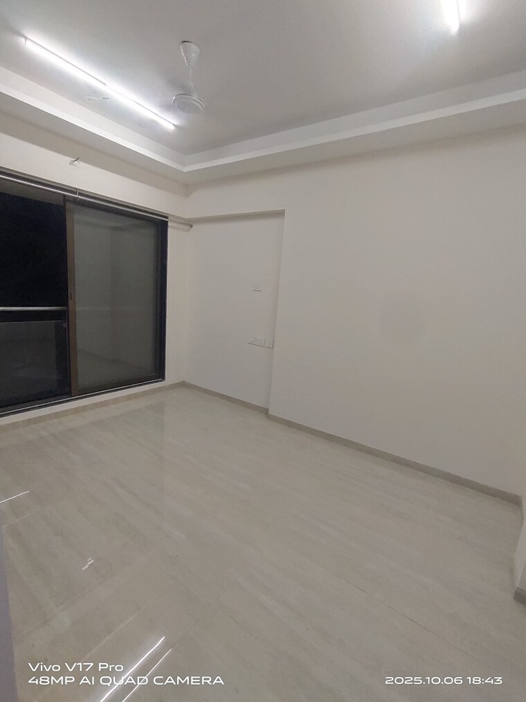 Room, je-and-vee-madhuban 1 Bedroom 485 Sq.Ft. Apartment In Malad East Mumbai 9406532