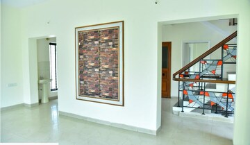 Room in 3 BHK Independent House at Hrbr Layout – for Rent