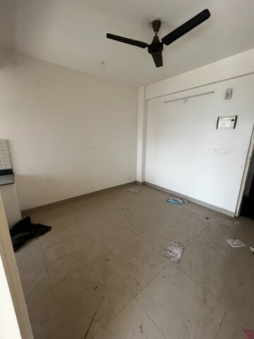 Room in 2 BHK Apartment at Breez Global Heights, Sohna Sector 33 – for Sale