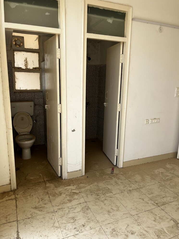 Bathroom, breez-global-heights 2 Bedroom 623 Sq.Ft. Apartment In Sohna Sector 33 Gurgaon 9406524