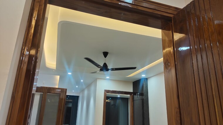 undefined, sector 57 3 Bedroom 186 Sq.Yd. Independent House In Sector 57 Gurgaon 9406541