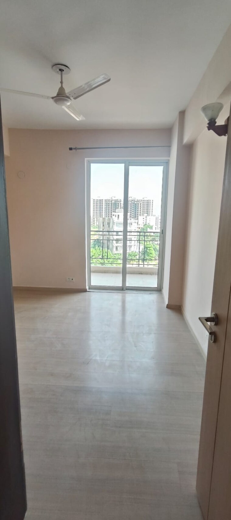 Room, dlf-new-town-heights-iii 3 Bedroom 1930 Sq.Ft. Apartment In Sector 91 Gurgaon 9406531