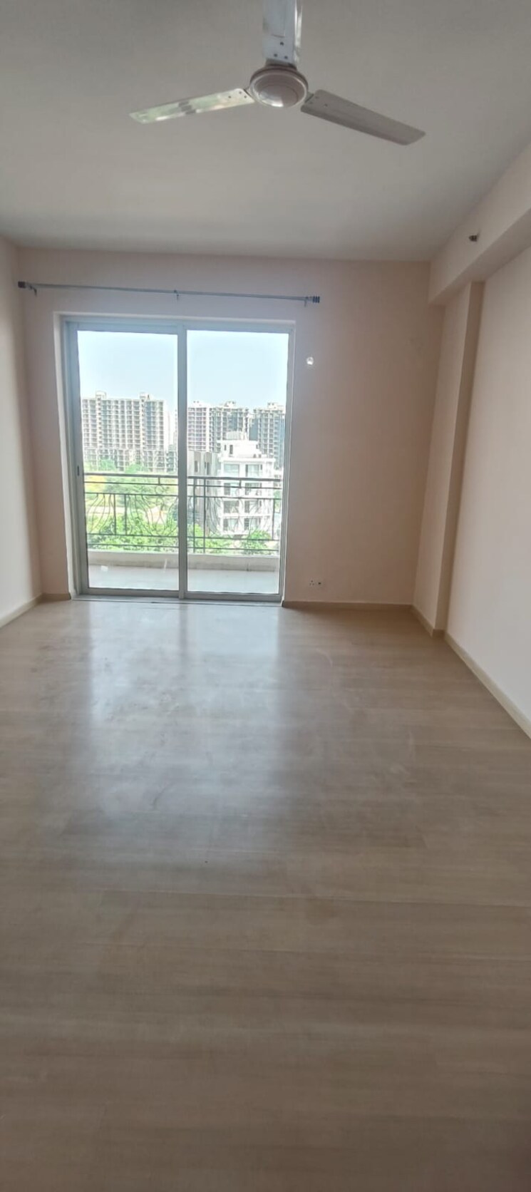 Room, dlf-new-town-heights-iii 3 Bedroom 1930 Sq.Ft. Apartment In Sector 91 Gurgaon 9406531
