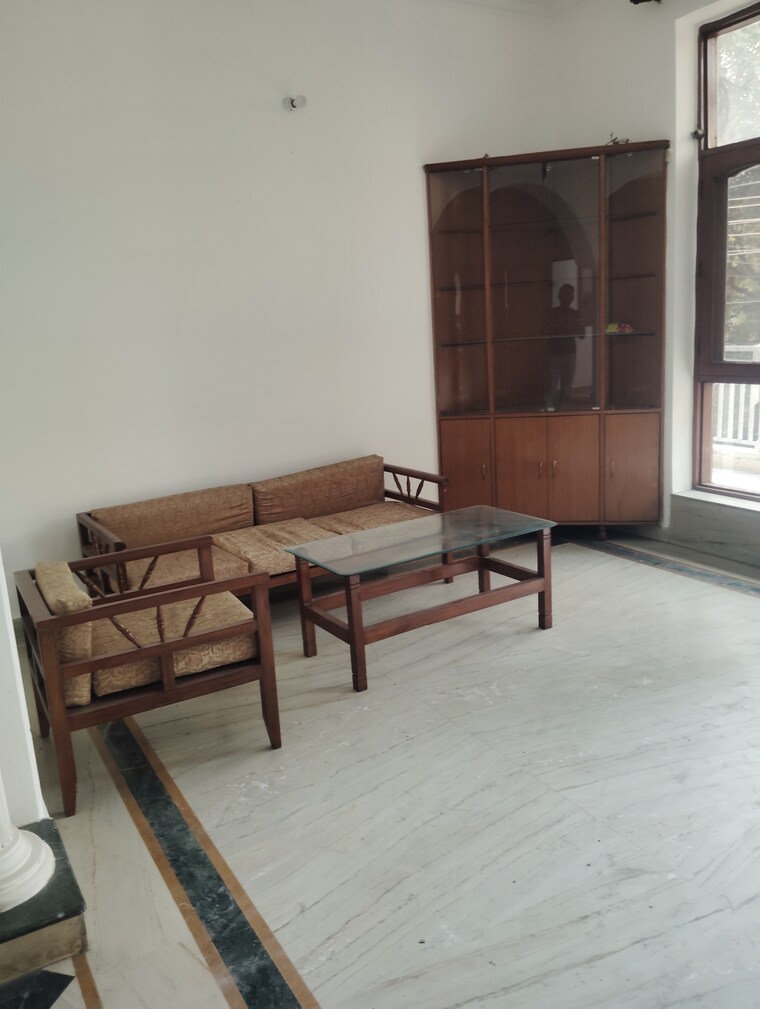 Living Room, sector 46 3 Bedroom 1550 Sq.Ft. Builder Floor In Sector 46 Noida 9406566