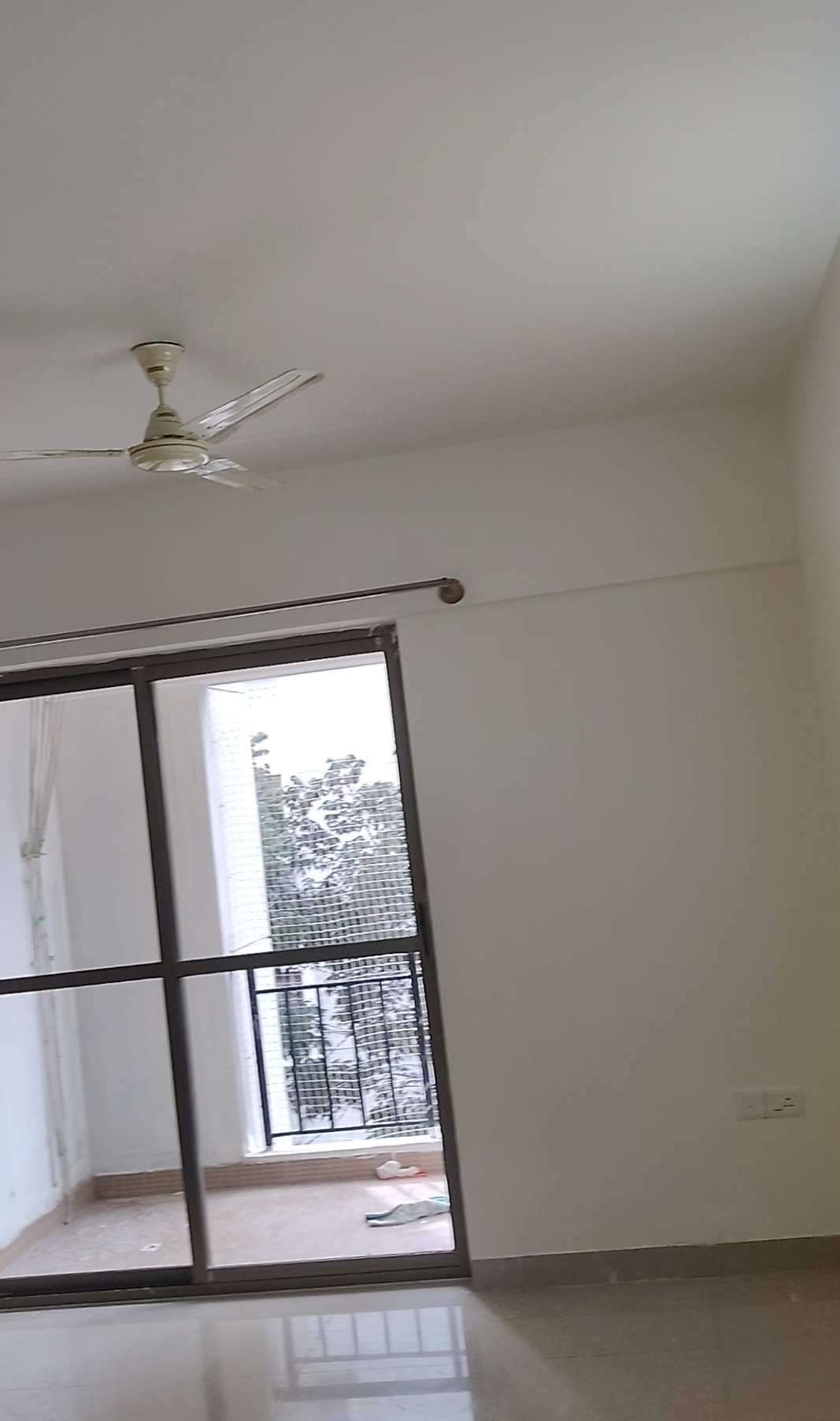 2 BHK Apartment For Rent in Ozone Urbana Aqua