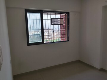 Room in 1 BHK Apartment at Lodha Panacea 1, Dombivli East – for Rent