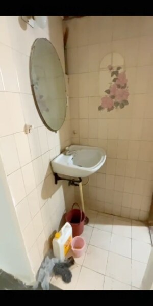 Bathroom in 2 BHK Apartment at Swargate – for Rent