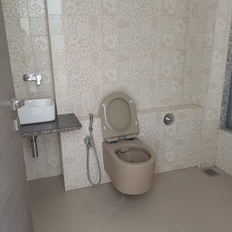 Bathroom, uct-unique-serenity 2 Bedroom 864 Sq.Ft. Apartment In Shivaji Park Mumbai 9395210
