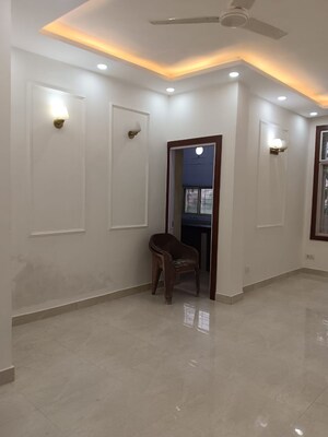 Room in 3 BHK Independent House at Sector 57 – for Sale