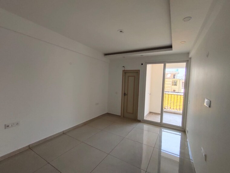 Room, sector 20 3 Bedroom 1500 Sq.Ft. Apartment In Sector 20 Panchkula 9406640