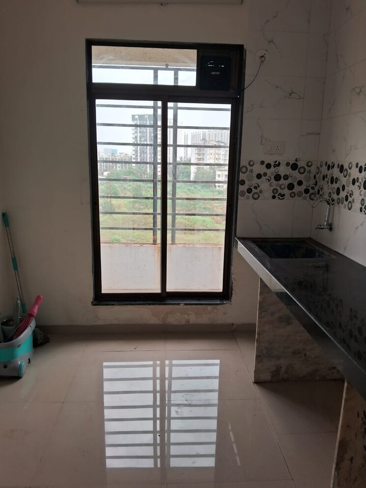 Room, regency-estate 1 Bedroom 425 Sq.Ft. Apartment In Dombivli East Thane 9406638