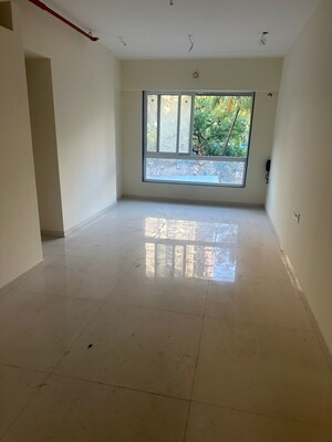Room in 2 BHK Apartment at Triumph Omkareshwar CHS, Borivali East – for Rent
