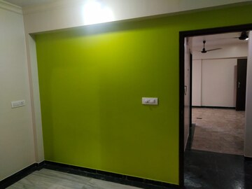 Room in 1 BHK Apartment at Hiranandani Estate Phoenix, Thane West – for Rent