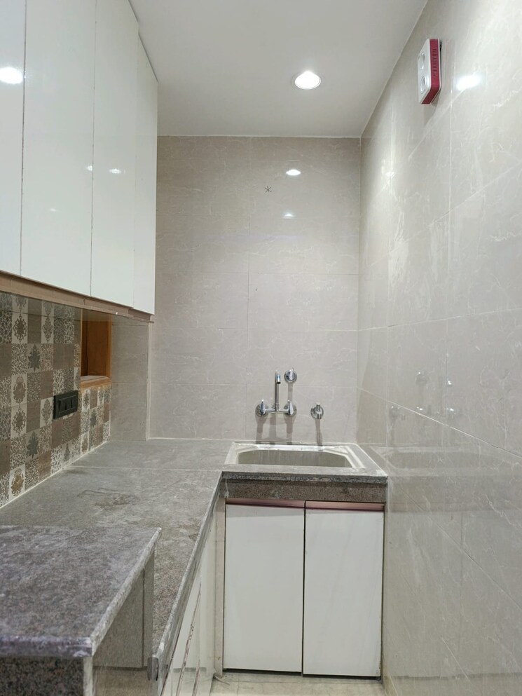 Room, govindpuri 2 Bedroom 700 Sq.Ft. Builder Floor In Govindpuri Delhi 9406724