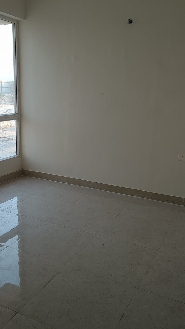 Room, signature-the-millennia-3 2 Bedroom 661 Sq.Ft. Apartment In Sector 37d Gurgaon 9406761