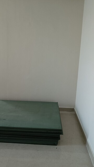 Room in 2 BHK Apartment at Signature The Millennia 3, Sector 37d – for Sale