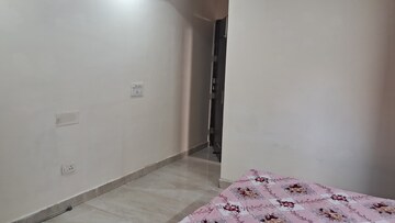 Room in 1.5 BHK Builder Floor at DLF Independent Floors, Dlf City Phase 3 – for Rent