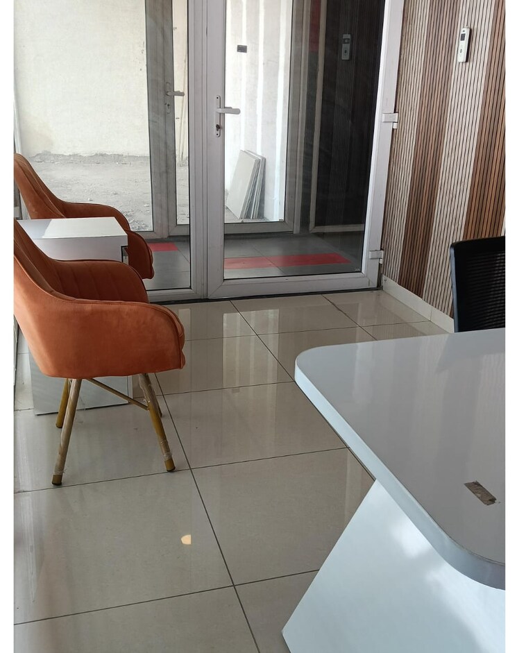 Bathroom, gaur-city-center Commercial Office Space 300 Sq.Ft. In Sector 4 Greater Noida Greater Noida 9406770