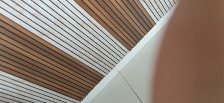 Balcony, gaur-city-center Commercial Office Space 300 Sq.Ft. In Sector 4 Greater Noida Greater Noida 9406770