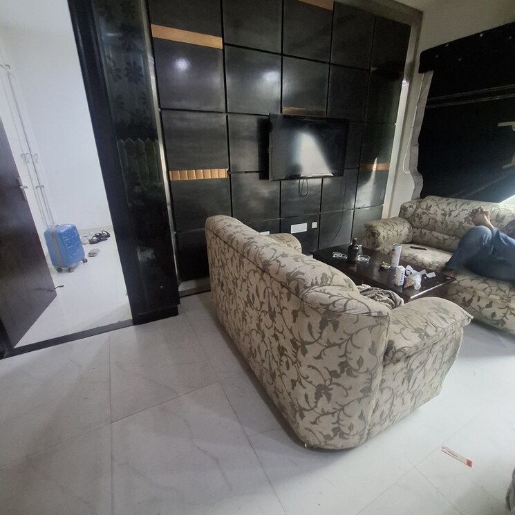 Living Room, sas-tower 2 Bedroom 2200 Sq.Ft. Builder Floor In Medi City Gurgaon 9406755