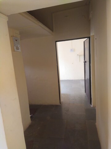 Room in 1 RK Apartment at Tingre Nagar – for Rent