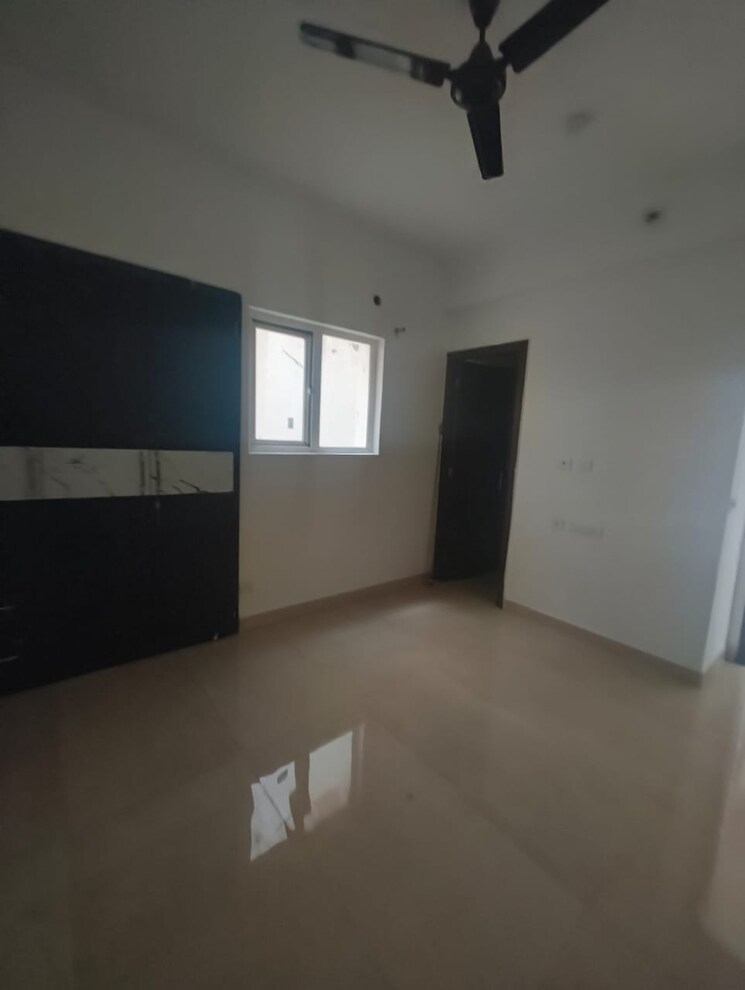 Room, gulshan-bellina 2 Bedroom 1105 Sq.Ft. Apartment In Sector 16 Greater Noida Greater Noida 9406808