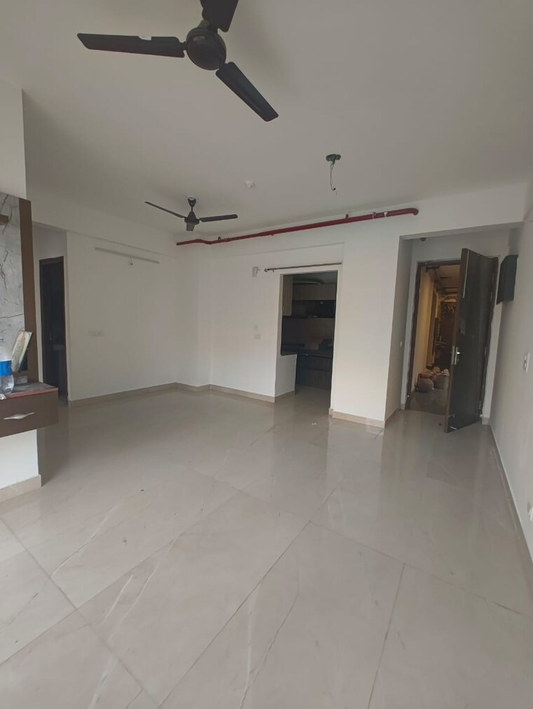 Room, gulshan-bellina 2 Bedroom 1105 Sq.Ft. Apartment In Sector 16 Greater Noida Greater Noida 9406808