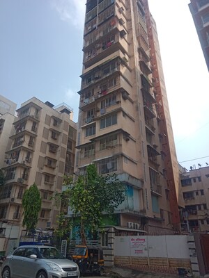 2 BHK Apartment For Sale in Abhinandan CHS, Borivali West