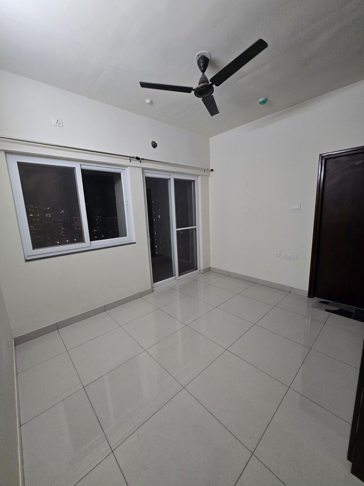 Room, puravankara-silversands 3 Bedroom 1650 Sq.Ft. Apartment In Mundhwa Pune 9406819