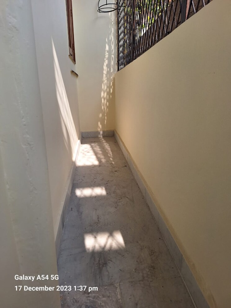 undefined, govindpuri 2 Bedroom 700 Sq.Ft. Builder Floor In Govindpuri Delhi 9406830