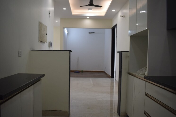 Bathroom, bptp-the-oval 3 Bedroom 1200 Sq.Ft. Apartment In Sector 70a Gurgaon 9406894