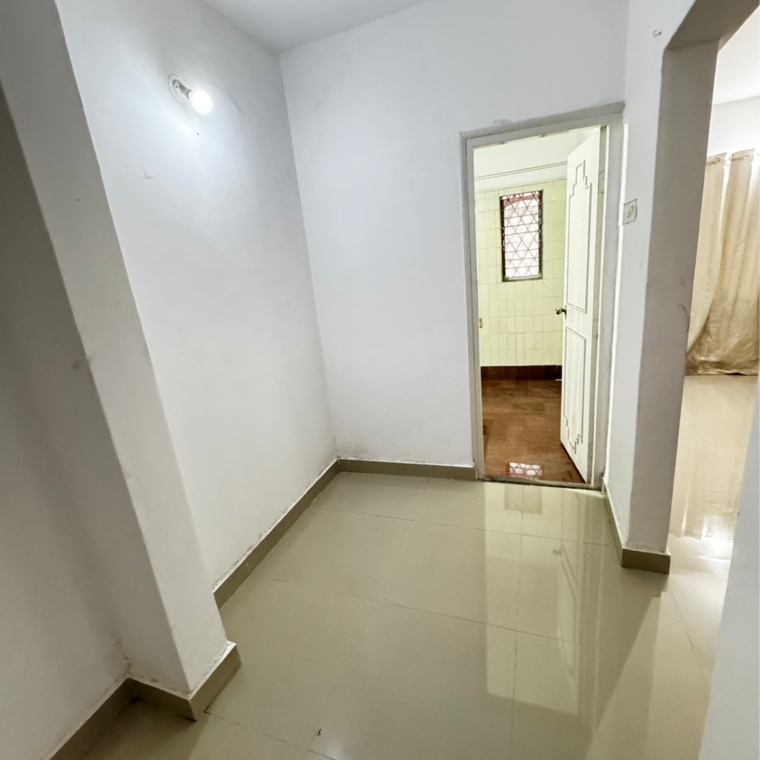 Room, koregaon-park-chs 1.5 Bedroom 650 Sq.Ft. Apartment In Koregaon Pune 9406904