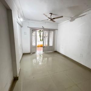 Building Lobby in 1.5 BHK Apartment at Koregaon Park CHS, Koregaon – for Rent
