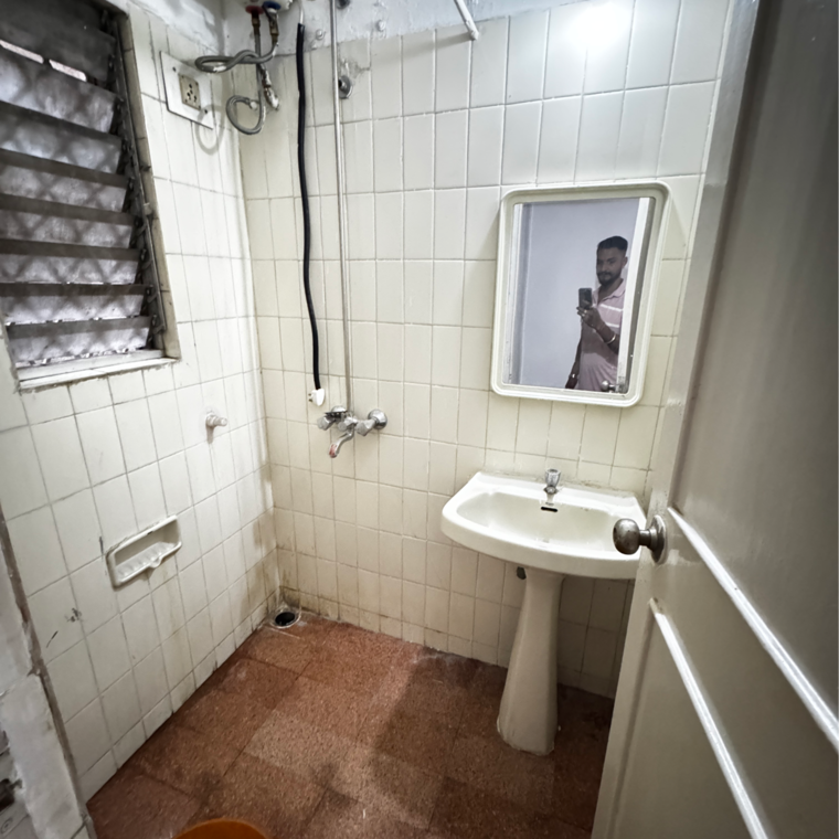 Bathroom, koregaon-park-chs 1.5 Bedroom 650 Sq.Ft. Apartment In Koregaon Pune 9406904