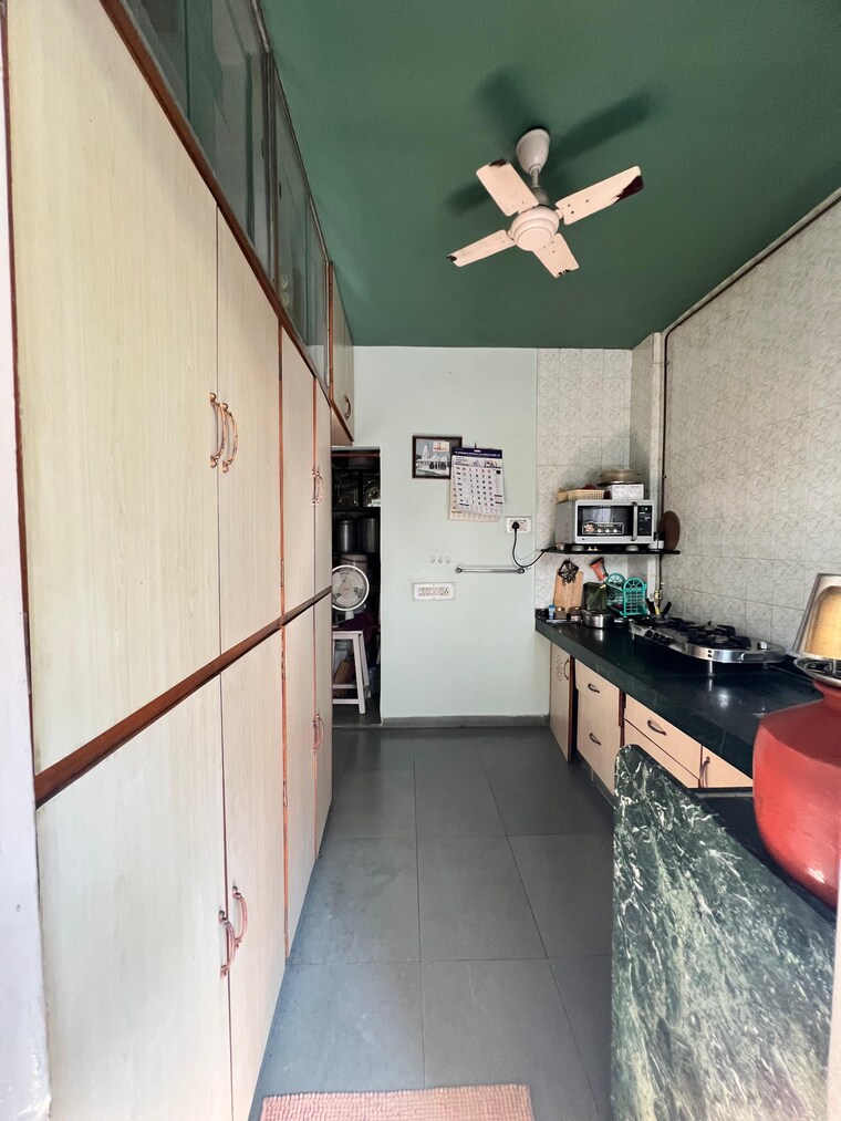 Kitchen, thaltej 2 Bedroom 1062 Sq.Ft. Apartment In Thaltej Ahmedabad 9406879