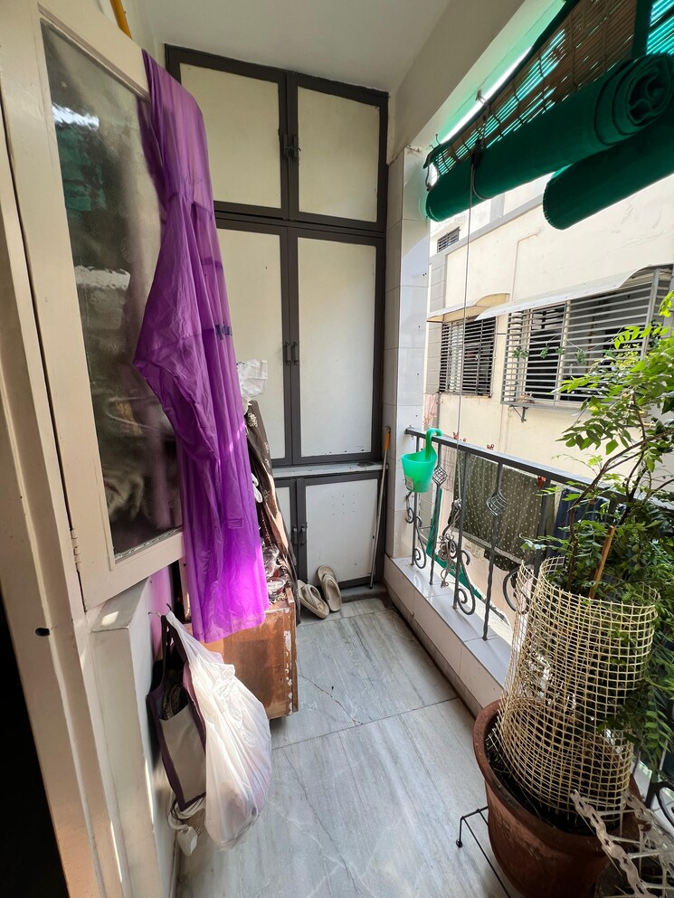 Balcony, thaltej 2 Bedroom 1062 Sq.Ft. Apartment In Thaltej Ahmedabad 9406879