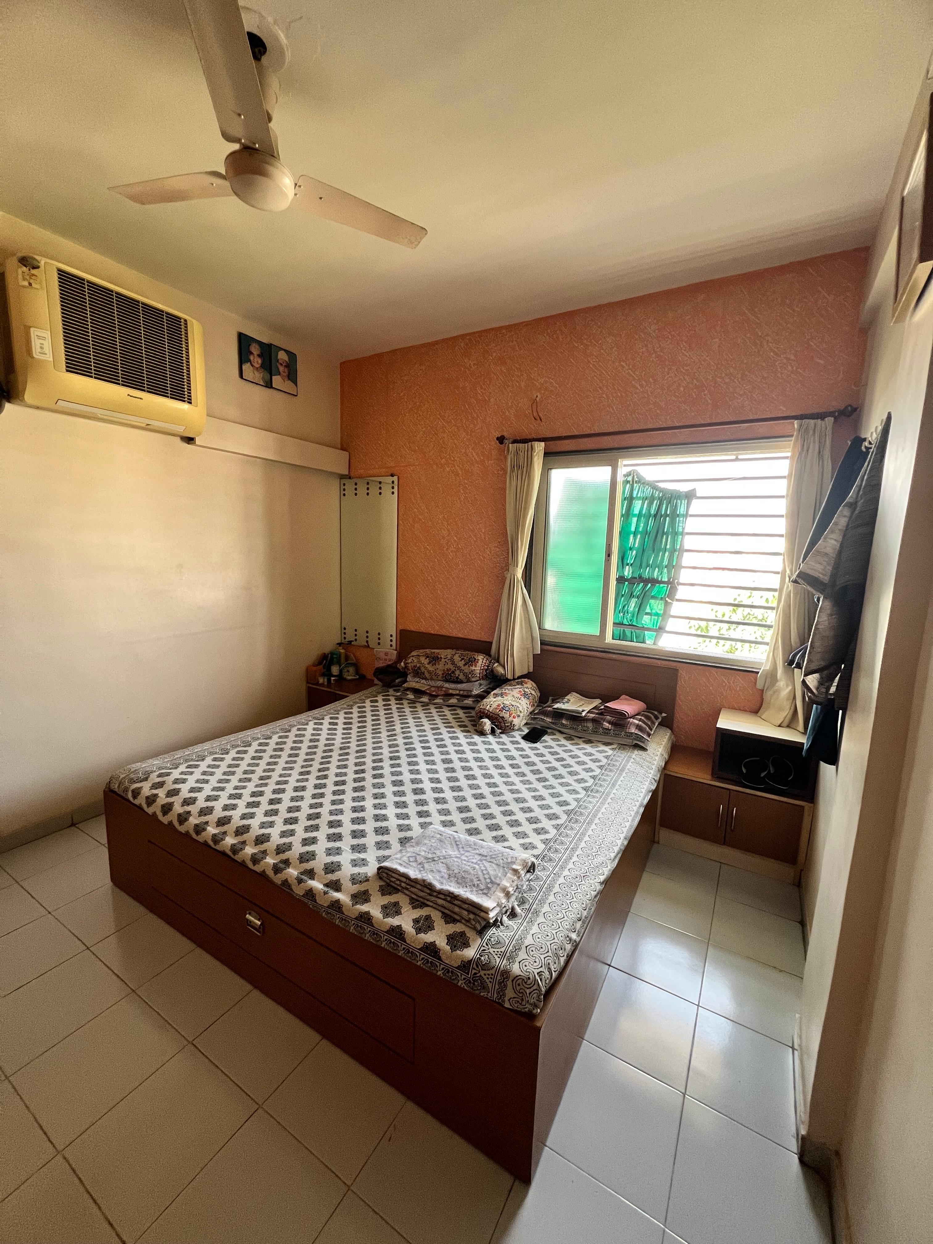 2 BHK Apartment For Sale in Akash Appartment 