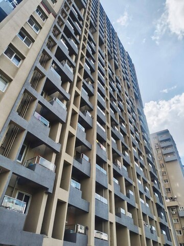 2 BHK Apartment For Rent in Prithvi Proximus, Hadapsar
