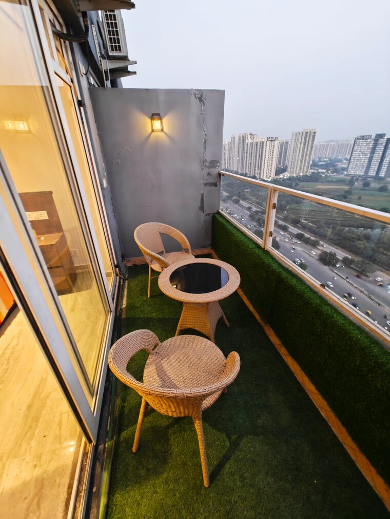 Balcony, gaur-city-center Studio 550 Sq.Ft. Apartment In Sector 4 Greater Noida Greater Noida 9406927