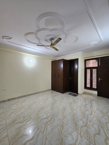 3 BHK Builder Floor For Rent in Chattarpur