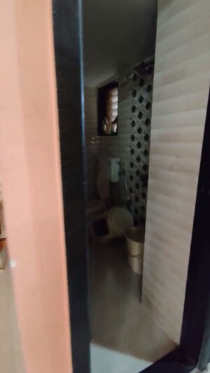 Bathroom in 1 BHK Apartment at Alica Nagar CHS, Kandivali East – for Rent