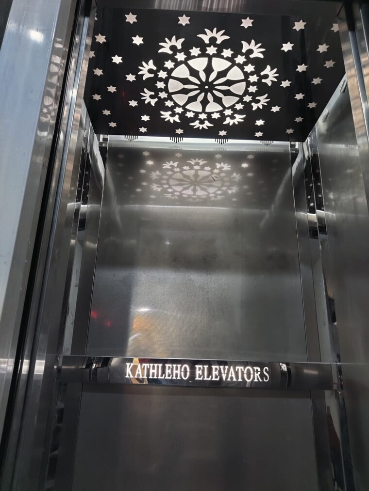 undefined, govindpuri 3 Bedroom 1000 Sq.Ft. Builder Floor In Govindpuri Delhi 9406953