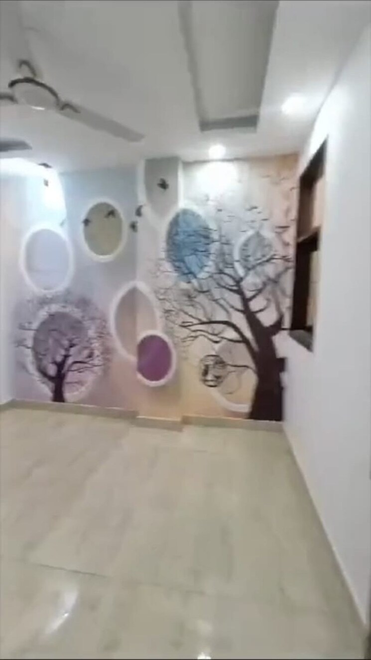 Bathroom, govindpuri 3 Bedroom 1000 Sq.Ft. Builder Floor In Govindpuri Delhi 9406953