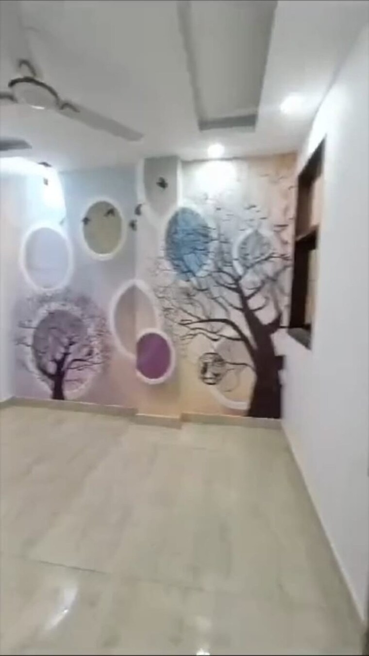 Bathroom, govindpuri 3 Bedroom 1000 Sq.Ft. Builder Floor In Govindpuri Delhi 9406953