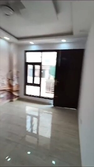 Room in 3 BHK Builder Floor at Govindpuri – for Sale