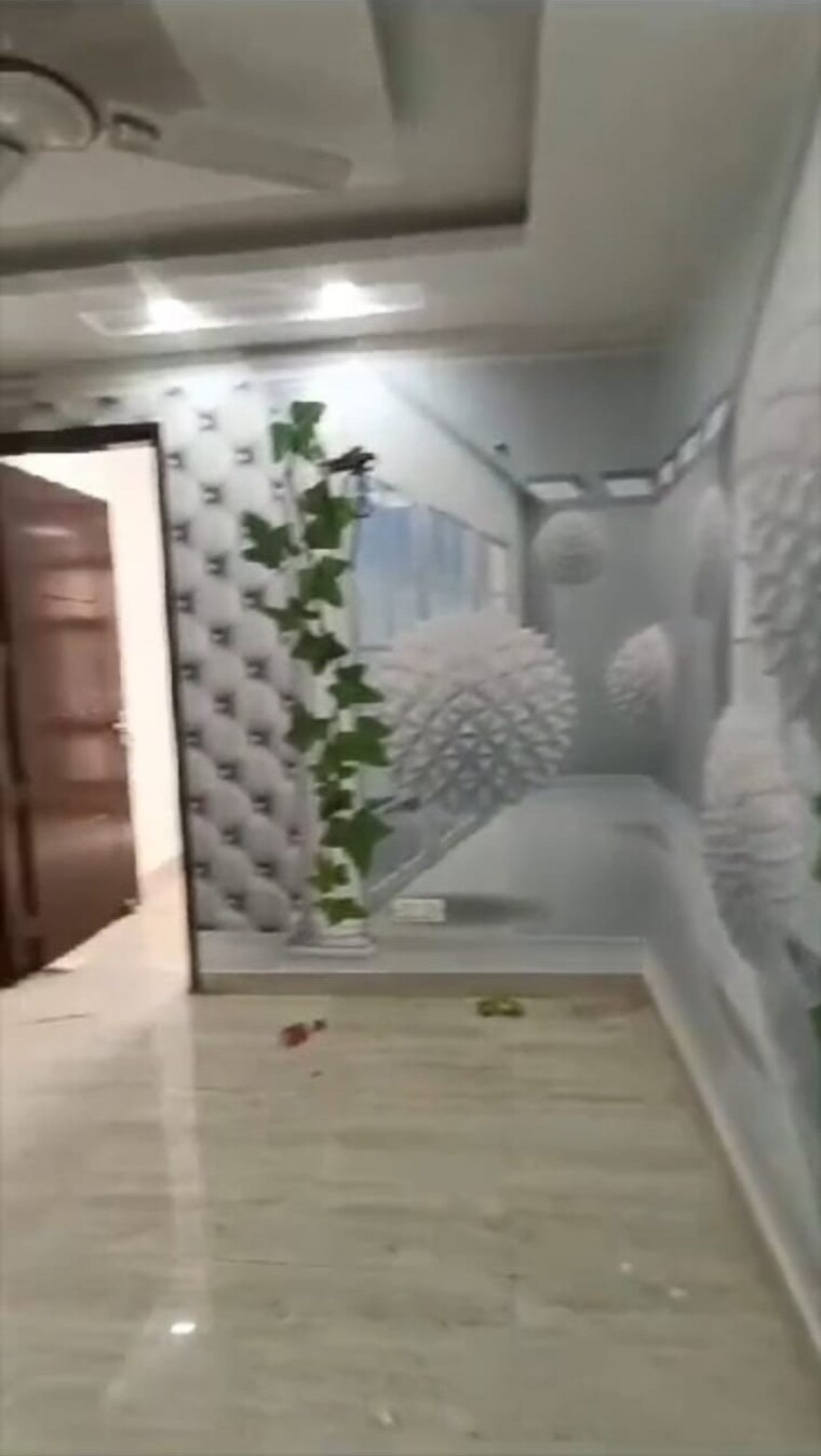 Bathroom, govindpuri 3 Bedroom 1000 Sq.Ft. Builder Floor In Govindpuri Delhi 9406953