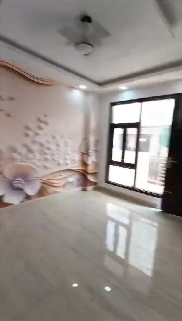 Room, govindpuri 3 Bedroom 1000 Sq.Ft. Builder Floor In Govindpuri Delhi 9406953