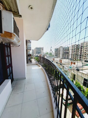 Balcony in 3 BHK Apartment at Pir Machalla – for Rent