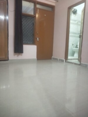 Room in 2 BHK Builder Floor at Ashoka Enclave Faridabad, Sector 34 – for Rent