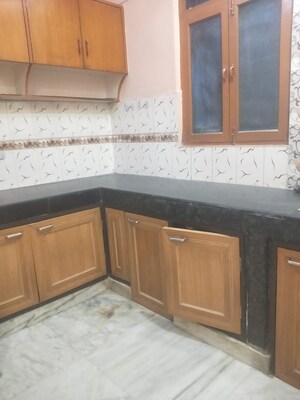 Kitchen in 2 BHK Builder Floor at Ashoka Enclave Faridabad, Sector 34 – for Rent